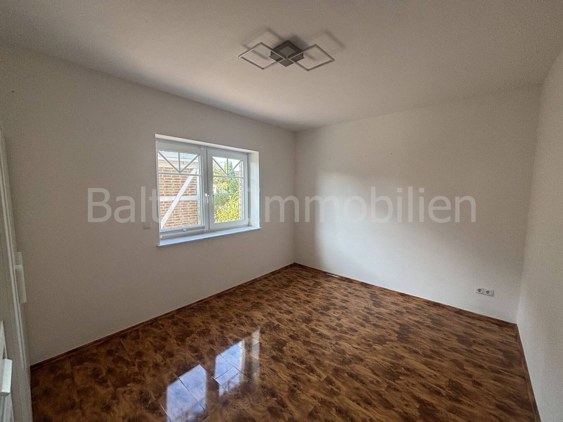 Einfamilienhaus in 23560 Lübeck mit 153,9 m² kaufen