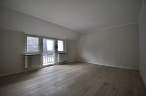 Wiesbaden-Sonnenberg: hochwertig ausgestattete 2-bis 3-Zimmer-Wohnung mit EBK und Tageslichtbad. – 65191 Wiesbaden – Vorschaubild 4