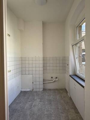 Helle bezugsfreie 1-Zimmer Altbauwohnung in der Nähe vom Schlosse Charlottenburg (provisionsfrei) – 10589 Berlin – Vorschaubild 3