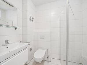 Neuwertige 1,5-Zimmer-Eigentumswohnung mit Balkon im Hochparterre in zentraler Lage Ingolstadts – 85049 Ingolstadt – Vorschaubild 5