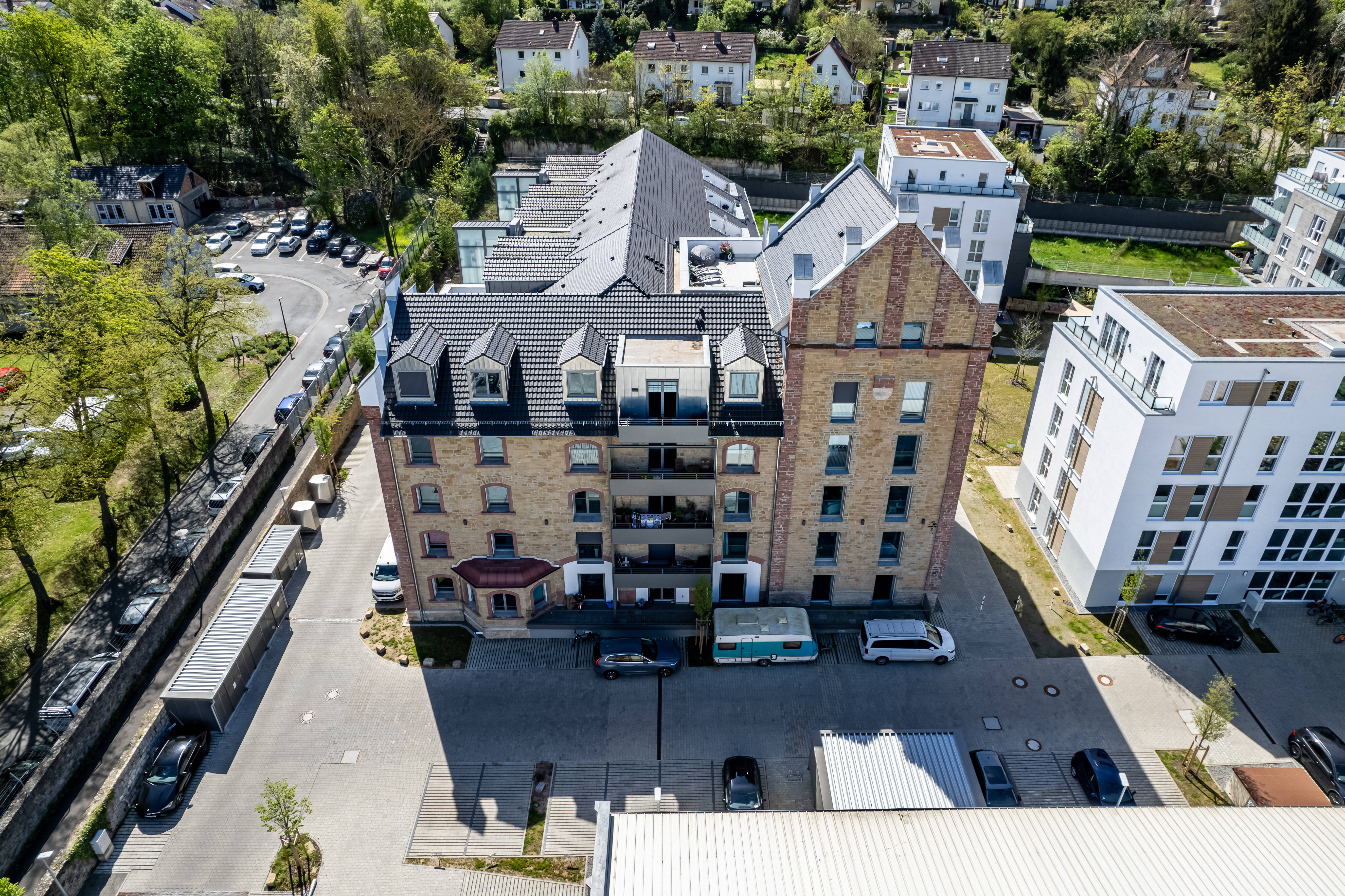 Individuelle 2-Zimmer Wohnung mit Weitblick