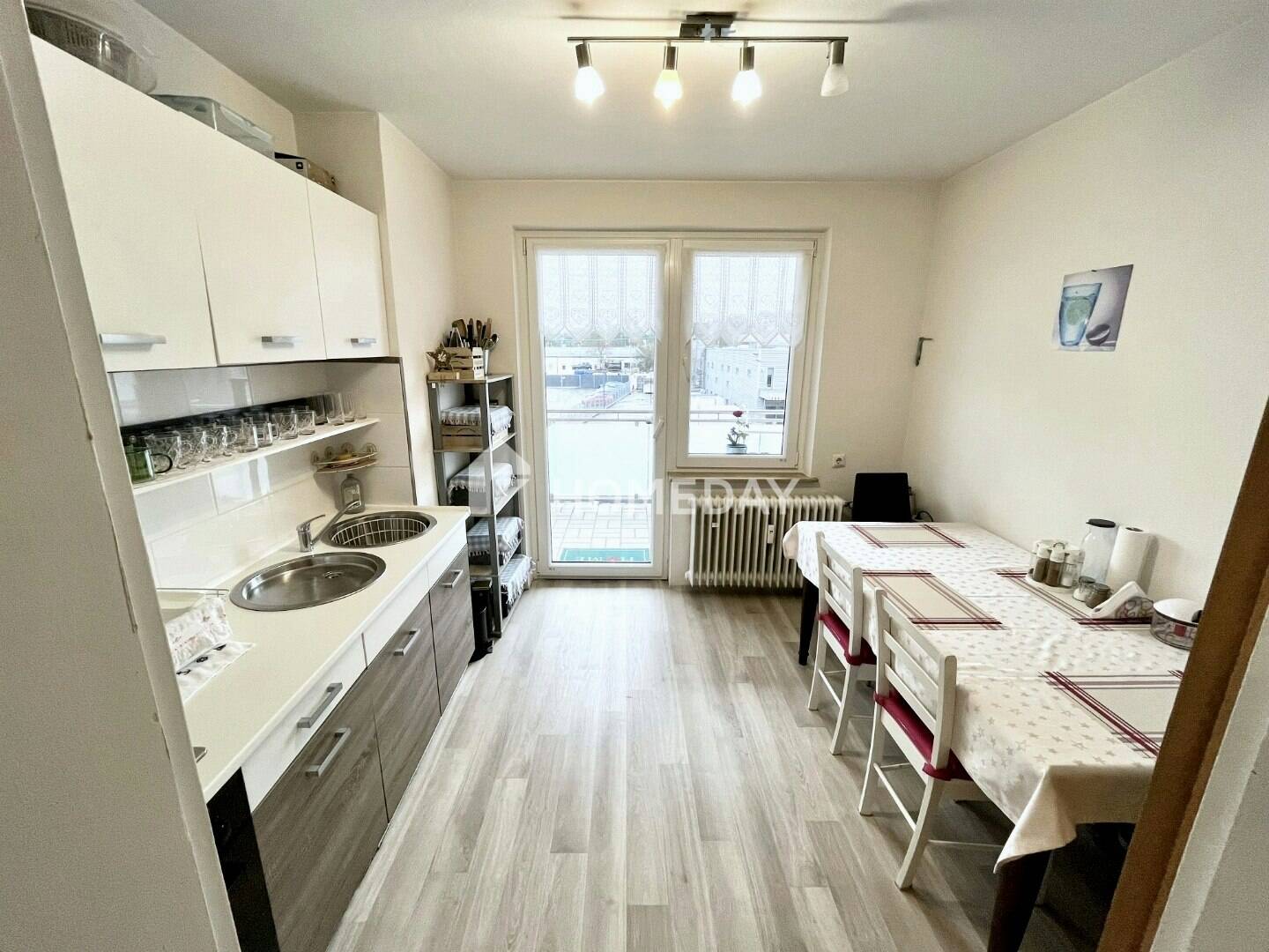 Voll möblierte Etagenwohnung mit Balkon, EBK und Garage in Bürrig - ideal für Airbnb – Leverkusen – Vorschaubild 6