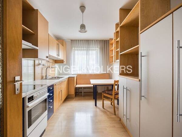 Etagenwohnung in 91054 Erlangen mit 79 m² kaufen
