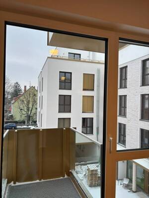 Moderne Neubauwohnung Voll möbliertes 1-Zimmer-Apartment mit Balkon in Darmstadt
