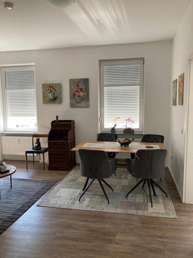 Gepflegte hochwertige Wohnung in Bestlage von Siegburg – ideal für 1–2 Personen, inkl. Einbauküche