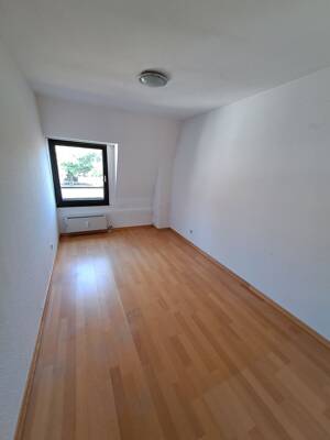 Ruhige 3-Zimmer-Wohnung mit Balkon in KR-Cracau (Bismarckviertel) – 47799 Krefeld – Vorschaubild 8