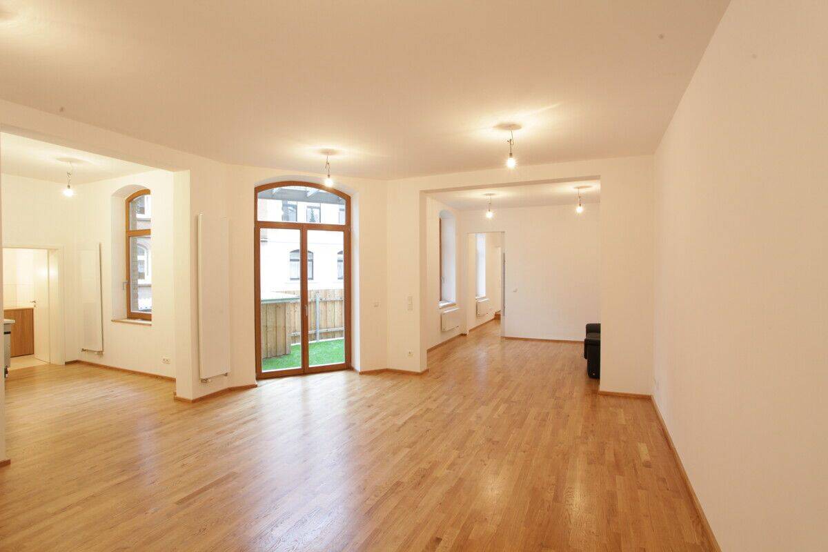 Stilvoll sanierte Erdgeschosswohnung mit Terrasse und Garten in zentraler Lage von Braunschweig – Braunschweig – Vorschaubild 7