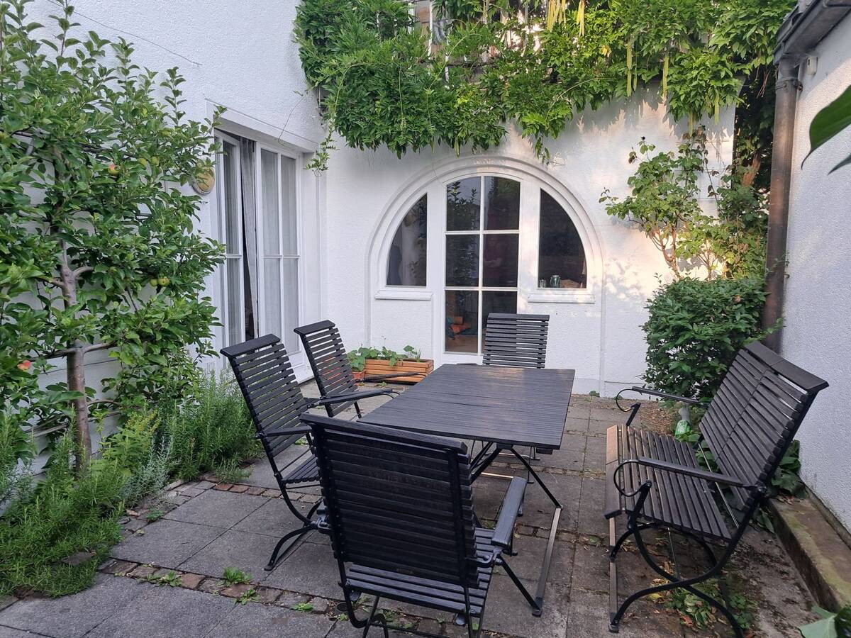 Alt-Solln - Ruhige, grüne Bestlage beim alten Friedhof – 81479 München – Bild 1 von 9