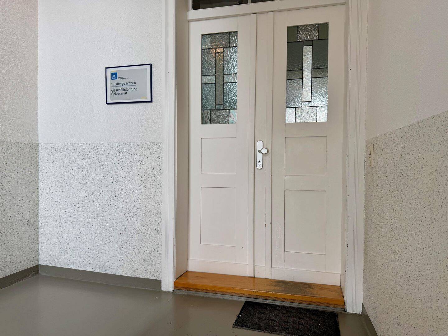 Seltene Investmentchance mit 740m²: Komplett aufgeteiltes Wohn- und Geschäftshaus aus einer Hand erwerben – Riesa – Vorschaubild 7