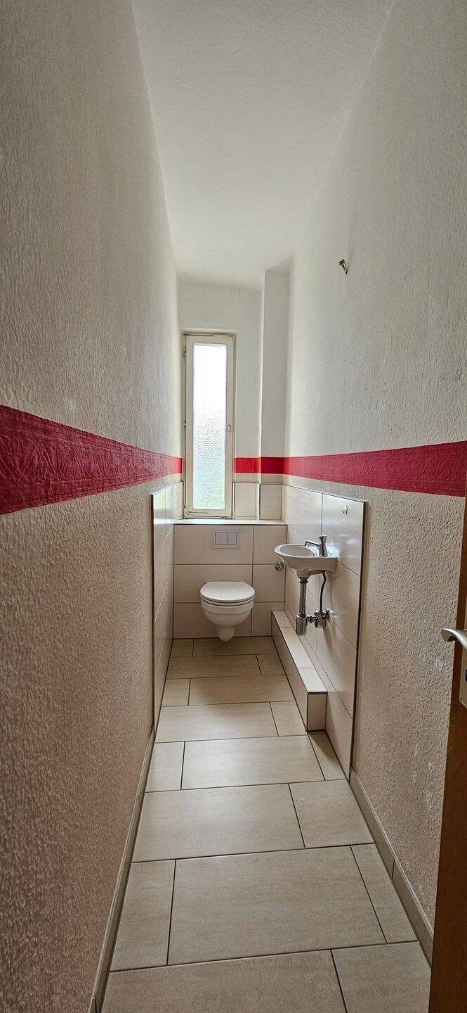 Nähe Wöhrder See: Ruhige 2-Zimmer-Wohnung mit Ost-Balkon im Jugendstil-Altbau – Nürnberg – Vorschaubild 7