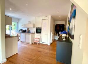 Wunderschöne Maisonette-Wohnung mit viel Raum und sonnigem Balkon – 22453 Hamburg – Vorschaubild 8
