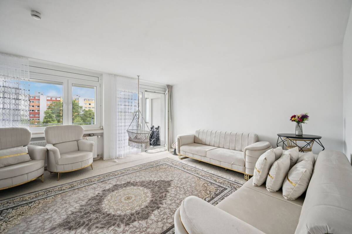 Wohnen zwischen Stadt und Natur: 2-Zimmer-Wohnung mit großem West-Balkon in Neuperlach – 81735 München – Bild 1 von 9
