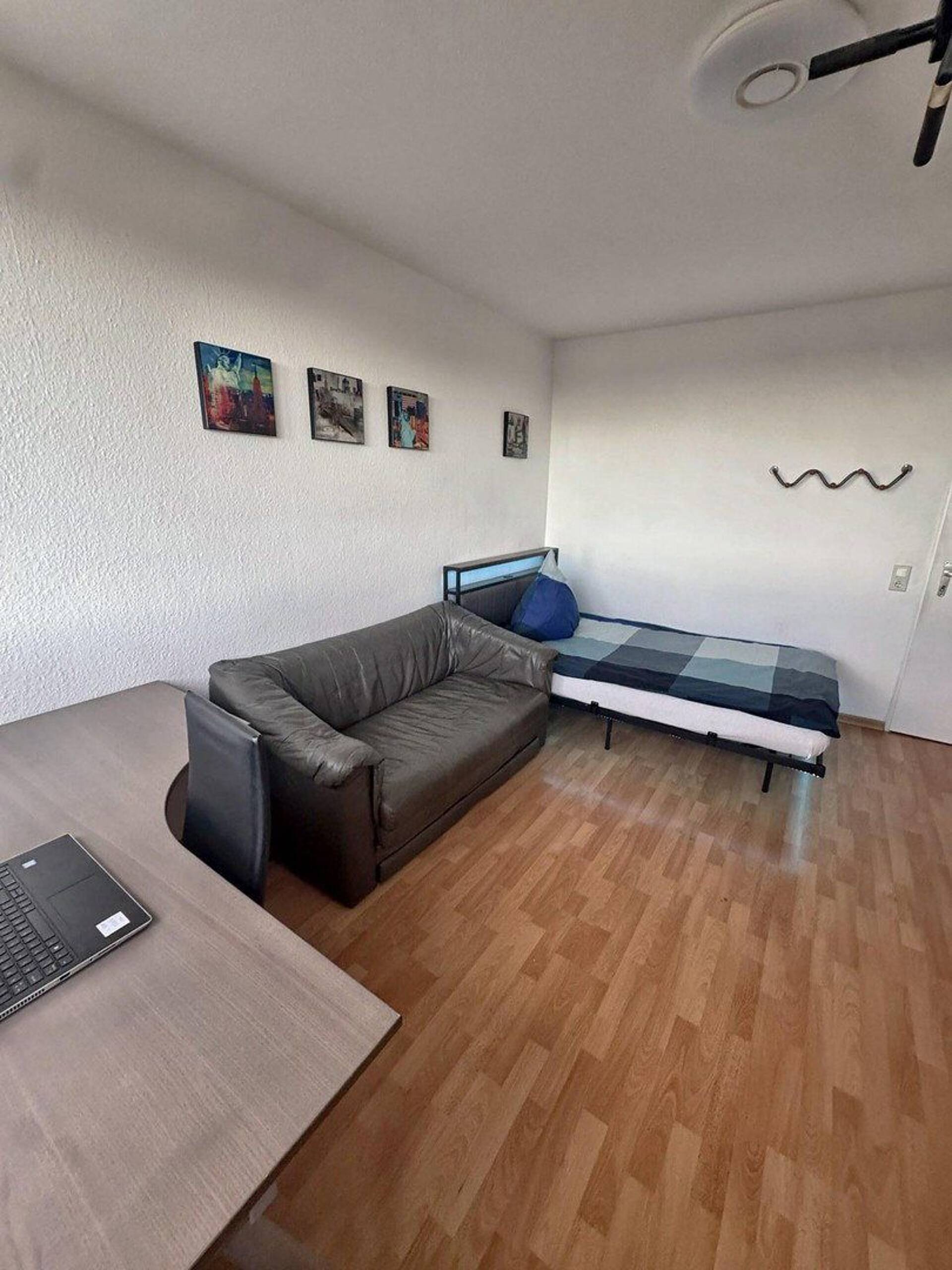 Etagenwohnung in 47803 Krefeld mit 75 m² kaufen