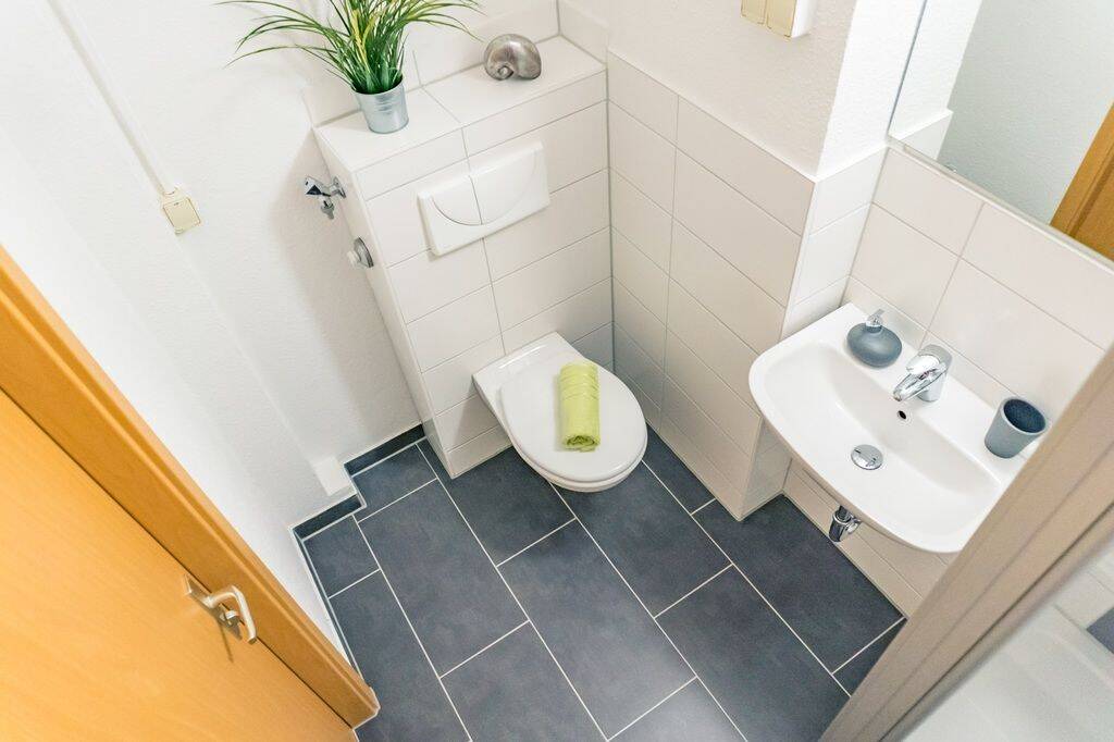 2-Raum-Balkonwohnung nahe Uni – Chemnitz – Vorschaubild 3