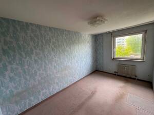 "Natur und Komfort - renovierungsbedürftige 4,5-Zi.-OG-ETW in Stuttgart-Hoffeld" – 70597 Stuttgart – Vorschaubild 4