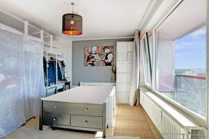 Schön hoch: Wohnung frei zum Selbstbezug oder für Anleger, 2-Zi., ruhige Lage, München-SOLLN – 81477 München – Vorschaubild 2
