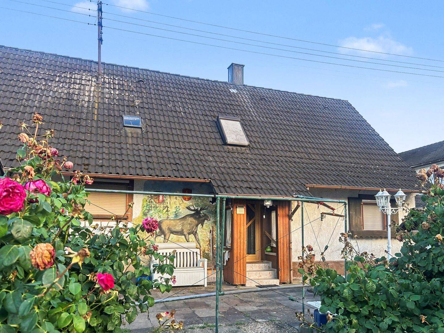 Sanierungsbedürftiges Einfamilienhaus mit Ausbaupotential, Hof und Garten in Rastatt-Wintersdorf – Rastatt – Vorschaubild 2