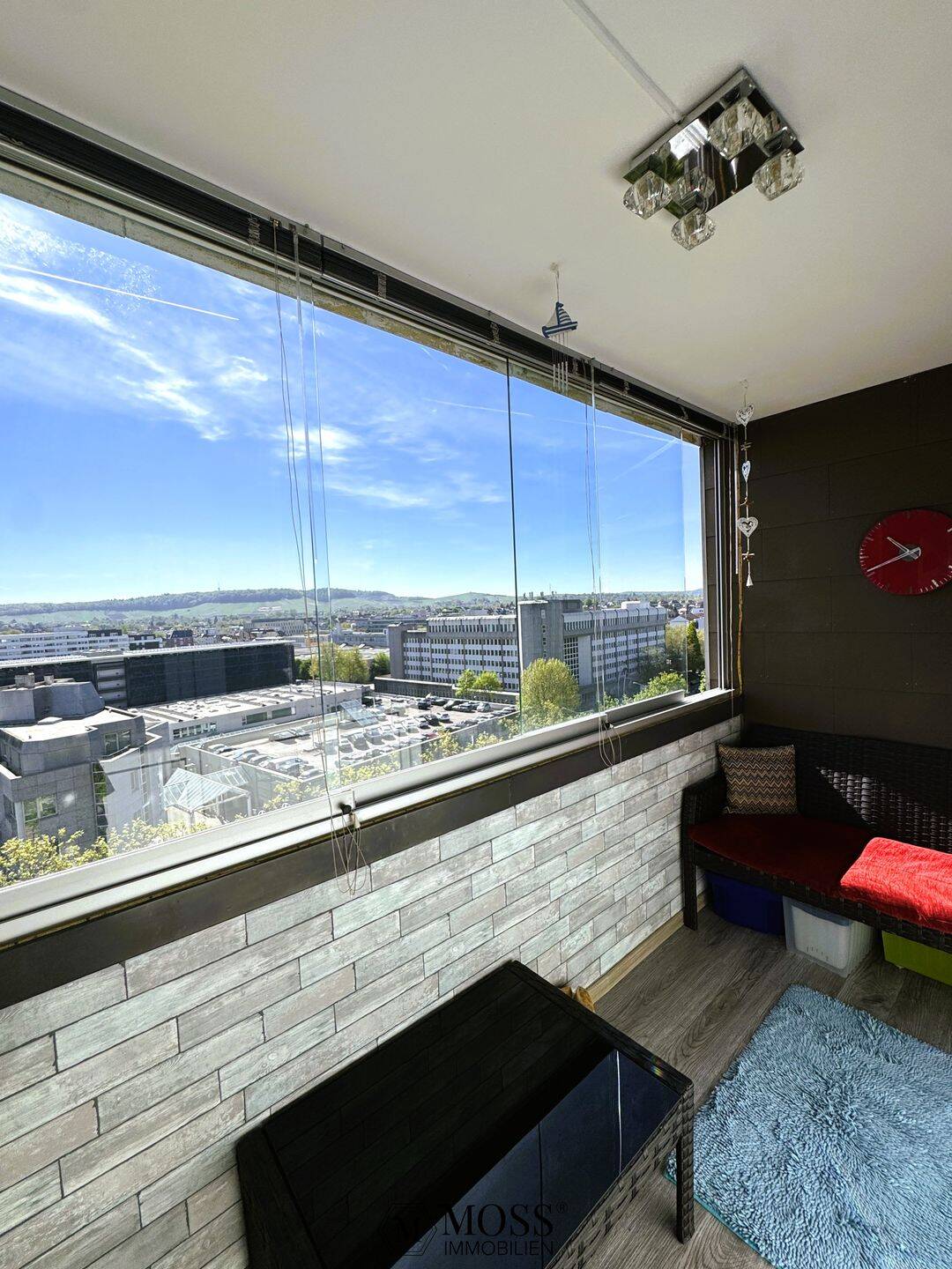 Moderne 2-Zimmer-City-Wohnung mit Loggia, Weitblick & Tiefgarage in zentraler Lage von Heilbronn! – Heilbronn – Vorschaubild 8