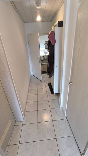 Vermietete Dachgeschoss Wohnung in Geinsheim – 65468 Trebur – Vorschaubild 2