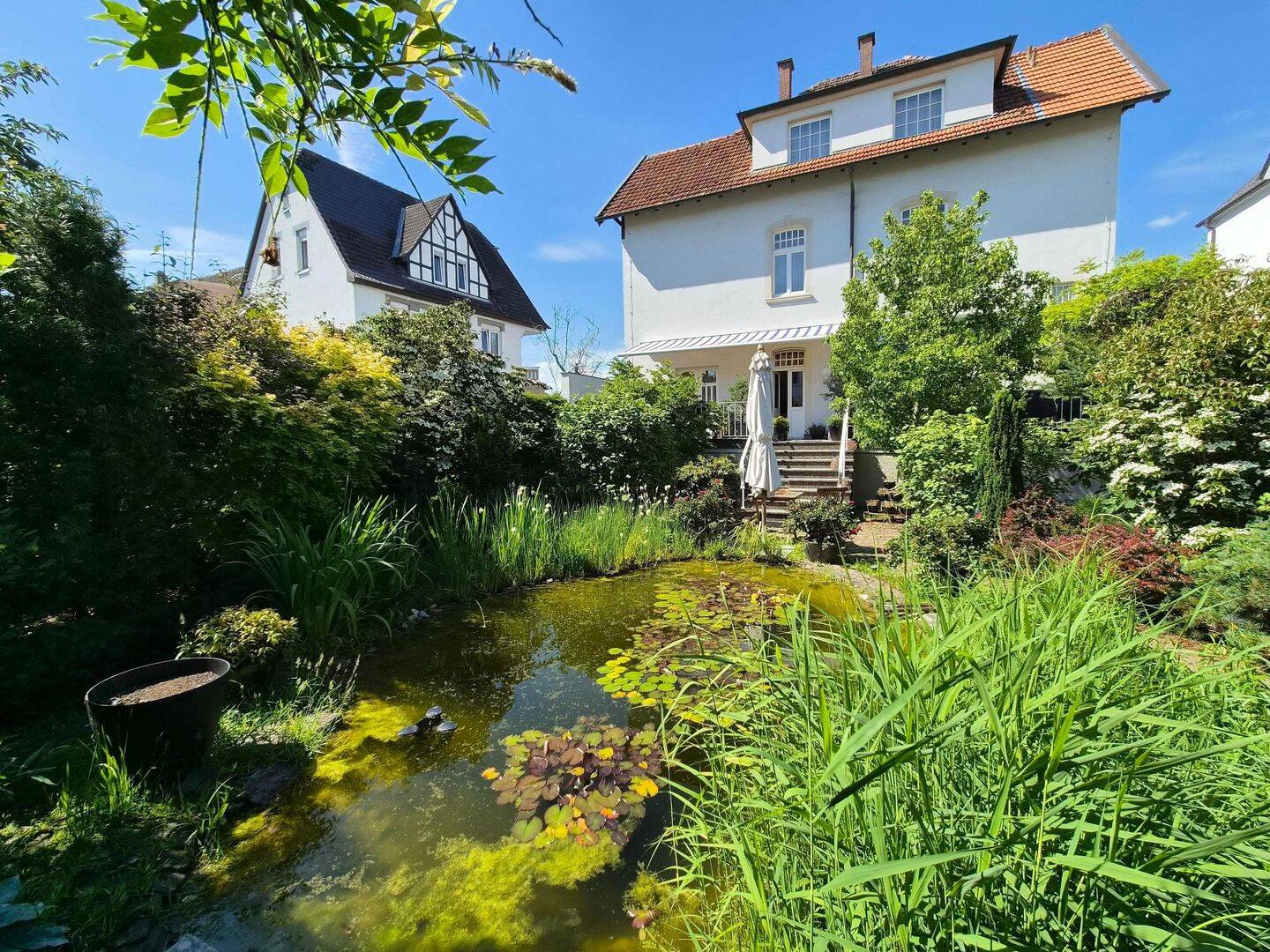 Schöner Wohnen mit Stil: Charmante Stadtvilla in erstklassiger Wohnlage der Lippstädter Kernstadt – Lippstadt – Vorschaubild 2
