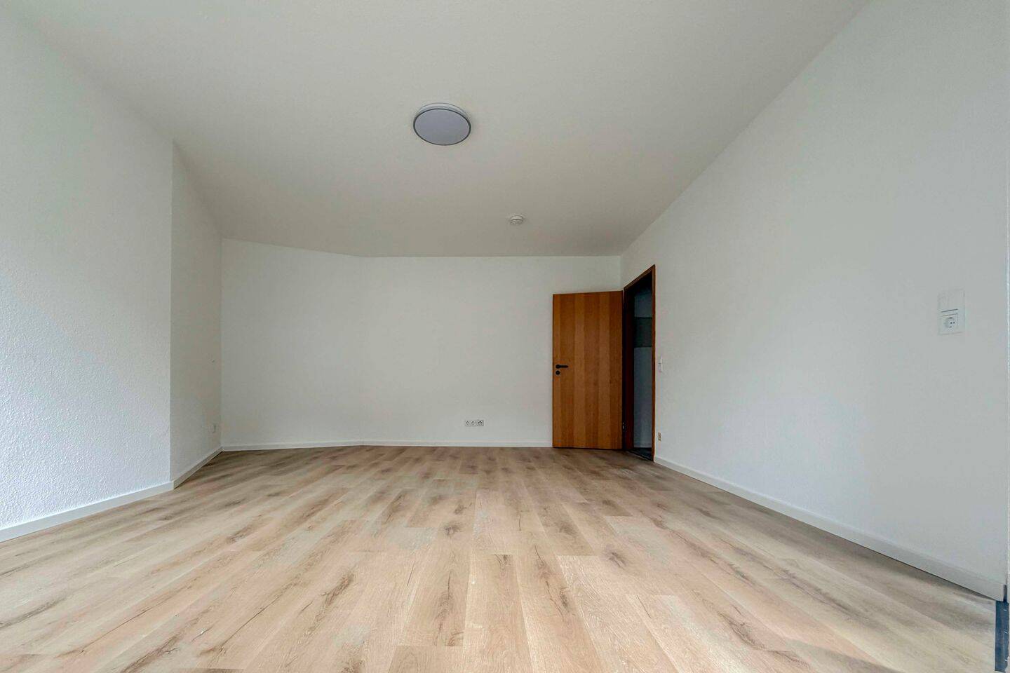 *Bezugsfrei!* 1-Zimmer Terrassenwohnung – Dresden – Vorschaubild 5