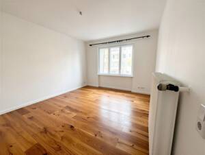 Bezugsfreie 4-Zimmer-Wohnung nahe Schloss Charlottenburg – 10589 Berlin – Vorschaubild 3