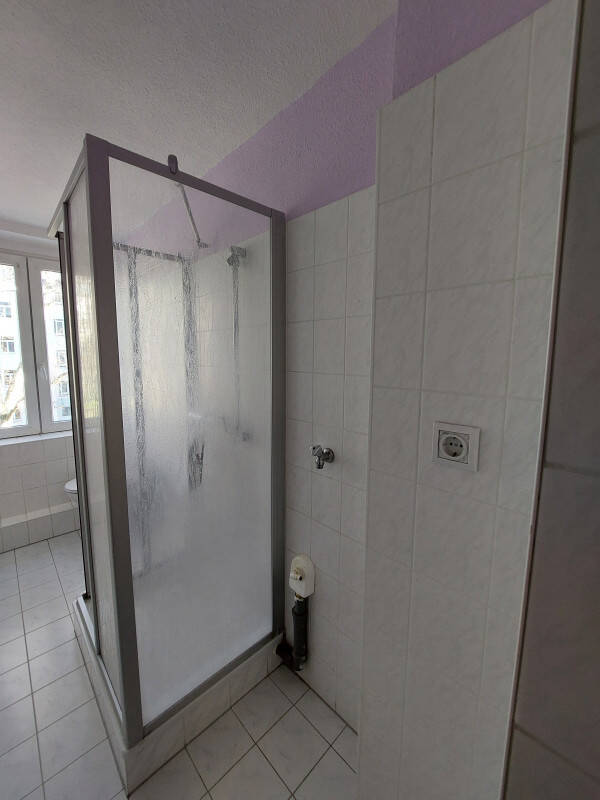 Einbauküche / Balkon / 200,00 € Baumarktgutschein – Chemnitz – Vorschaubild 3