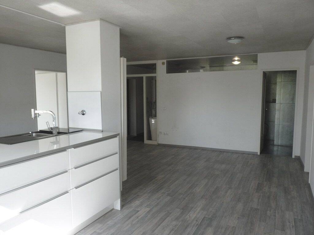 Traumhafte 3-Zi-Stadtwhg. m. offenem Wohnraumkonzept, Lift, EBK, 2 Balkone, 2 Badezimmer, Fernblick! – Nürnberg – Vorschaubild 4