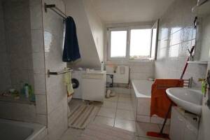 Frische renovierte Wohnung in Nordholland – 34127 Kassel – Vorschaubild 2