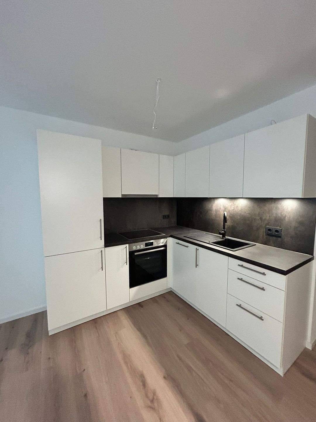 Exklusiver Neubau: 2-Zimmer-Wohnung Küche | Fußbodenheizung | TG | Abstellraum – Nürnberg – Vorschaubild 3