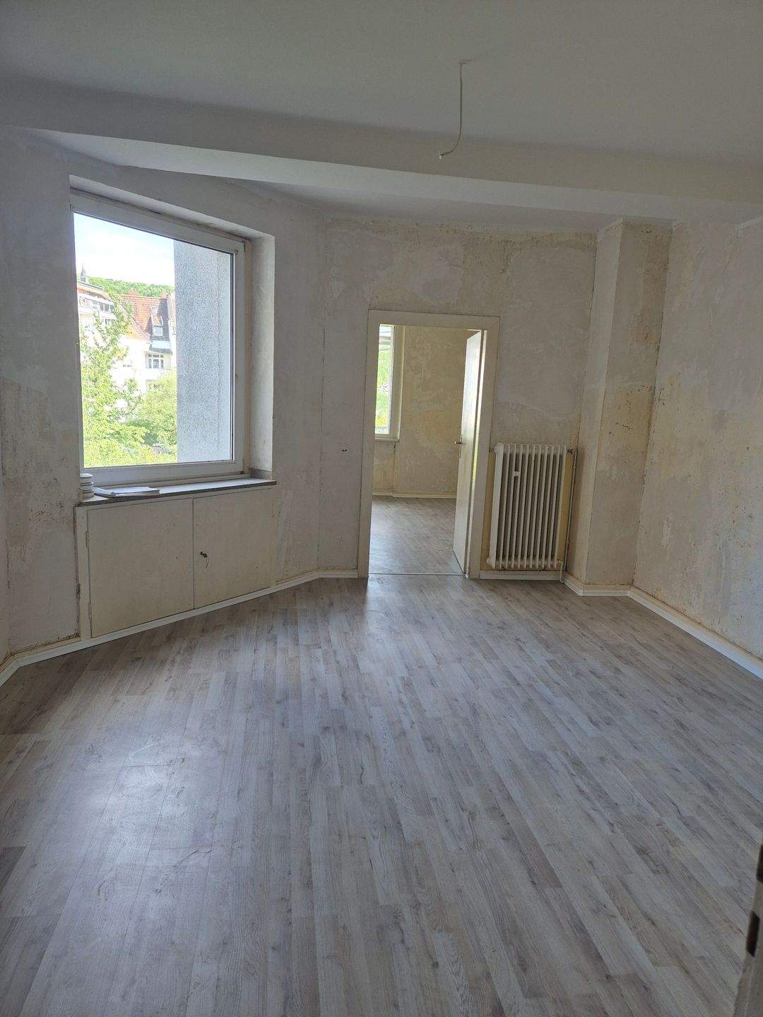 1 Grundmiete frei – helle 2-Zimmer-Wohnung in Düsseldorf-Rath mit Balkon