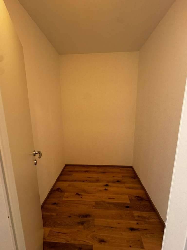 Lichtdurchflutete 2 Zimmer-Wohnung mit Blick – Ratingen – Vorschaubild 3