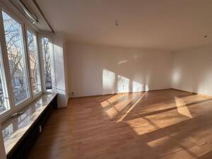 3-Zimmer-Wohnung - provisionsfrei, stadtnah, mit Gestaltungspotential – 40227 Düsseldorf – Vorschaubild 3