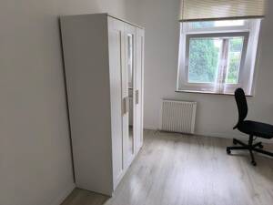 Zimmer in 4er Studenten-WG | neu möbliert und renoviert | U35-Linie fußläufig – 44807 Bochum – Vorschaubild 3