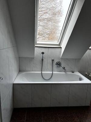 Exklusive 3,5-Zi.-Wohnung mit Gartennutzung in schöner Lage in Degerloch – 70597 Stuttgart – Vorschaubild 6