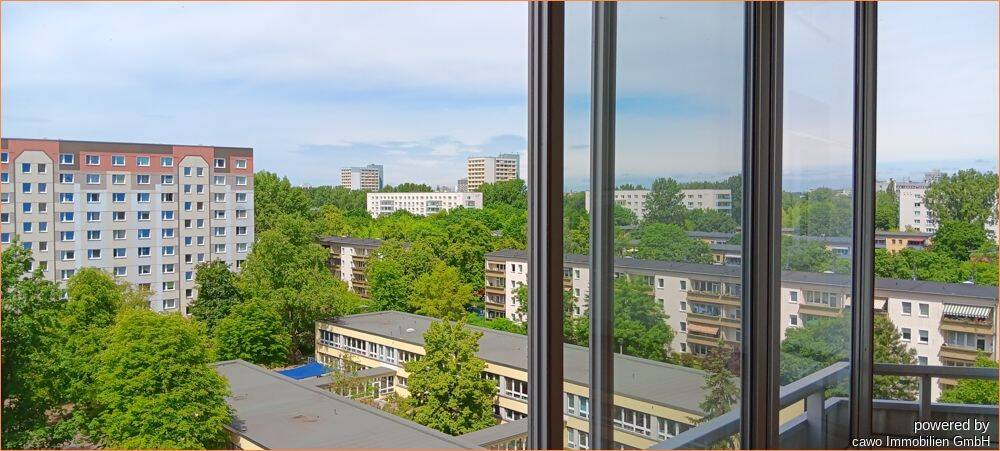 Bezugsfrei zu verkaufen, 2-Raum-Whg, Loggia, 8. Etg., in Lichtenberg - Sewanstraße – Berlin – Bild 1 von 9