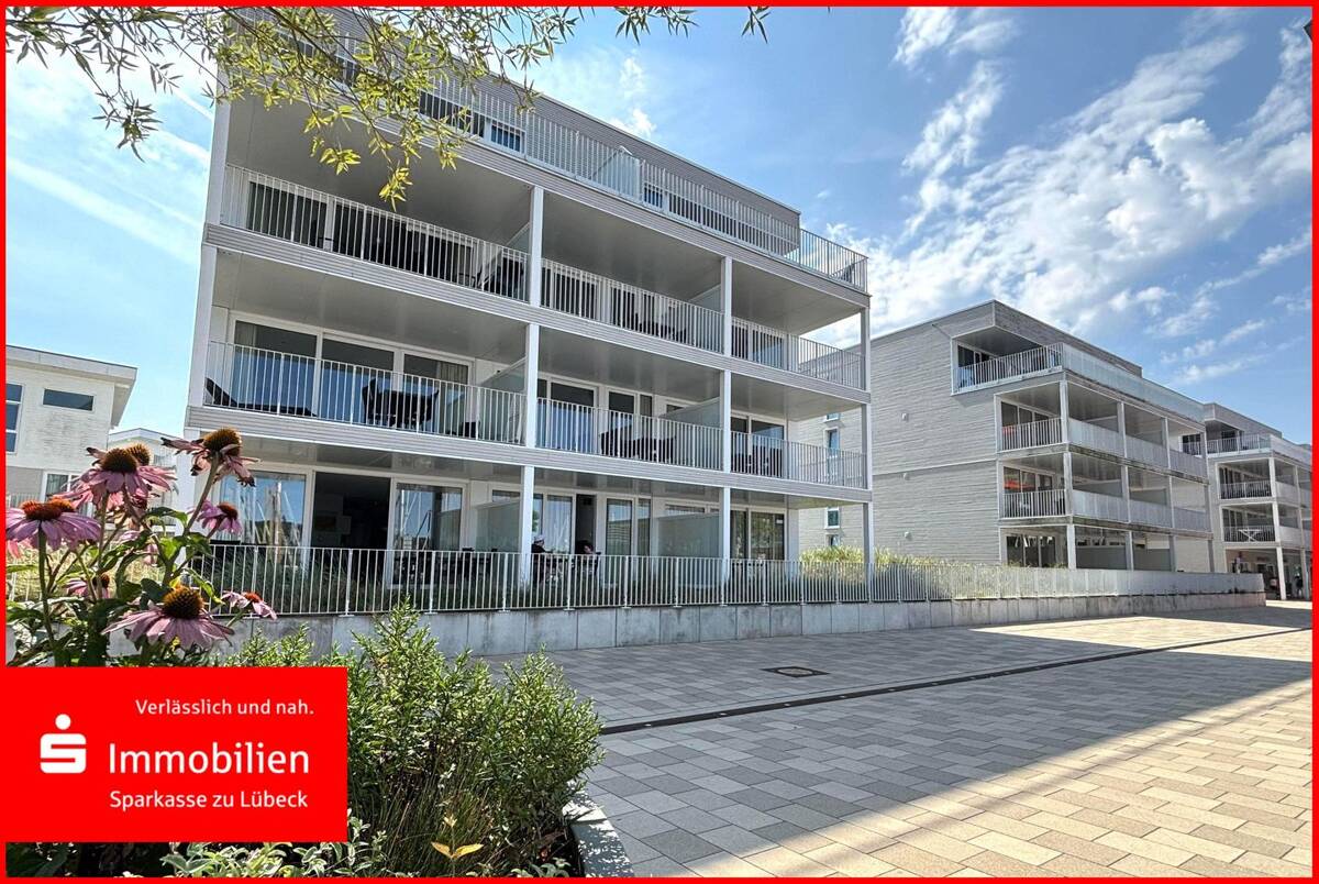 Strandnahe Eleganz: Premium-Apartment mit Sauna, Whirlpool & Wasserblick – 23570 Lübeck – Bild 1 von 9