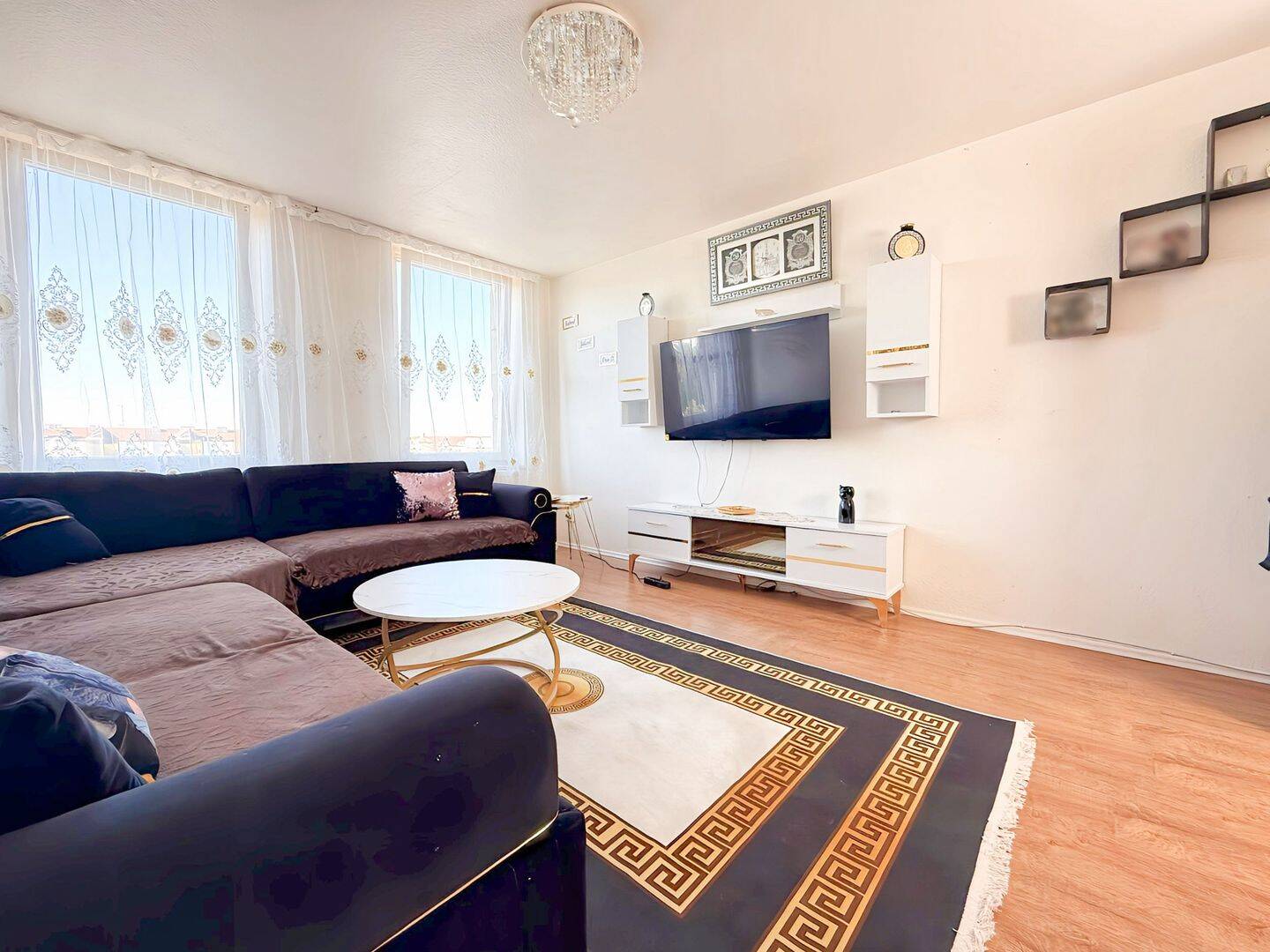 Vermietete 4-Zimmer-Wohnung mit zwei Balkonen und attraktivem WG-Potenzial – Nürnberg – Vorschaubild 2