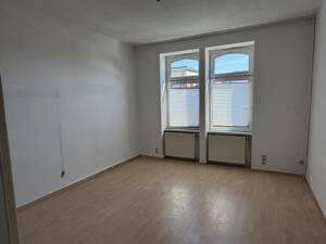 Neu sanierte stilvolle 1 Raum Wohnung in zentraler Lage Johannesvorstadt – Josef-Ries-Straße 83, 99086 Erfurt – Vorschaubild 2