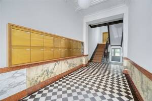 Charlottenburger Kultadresse: Renovierter Altbau am Savignyplatz - VERMIETET – 10623 Berlin – Vorschaubild 5