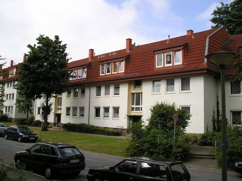 Reinkommen und Wohlfühlen: schöne, renovierte 3-Zi.-Wohnung mit Ausblick!