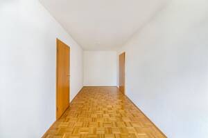 Freie 3-Zimmer-Wohnung mit Balkon und eigenem Garten – 81249 München – Vorschaubild 8