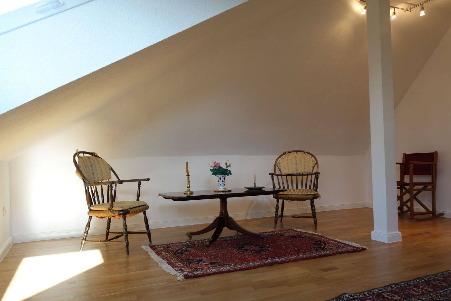 Schicke 2,5-Dachgeschoss-Wohnung, in bester Wohnlage von Darmstadt (KEINE Maklergebühr) – Darmstadt – Vorschaubild 9