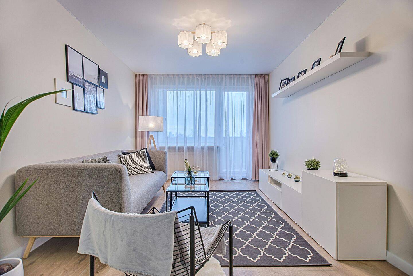 Helle 2-Zimmer-Wohnung mit Loggia und zeitgemäßem Wohnkomfort