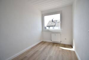OB-Sterkrade! Renovierte 4-Zimmer-Whg mit Balkon – 46145 Oberhausen – Vorschaubild 7