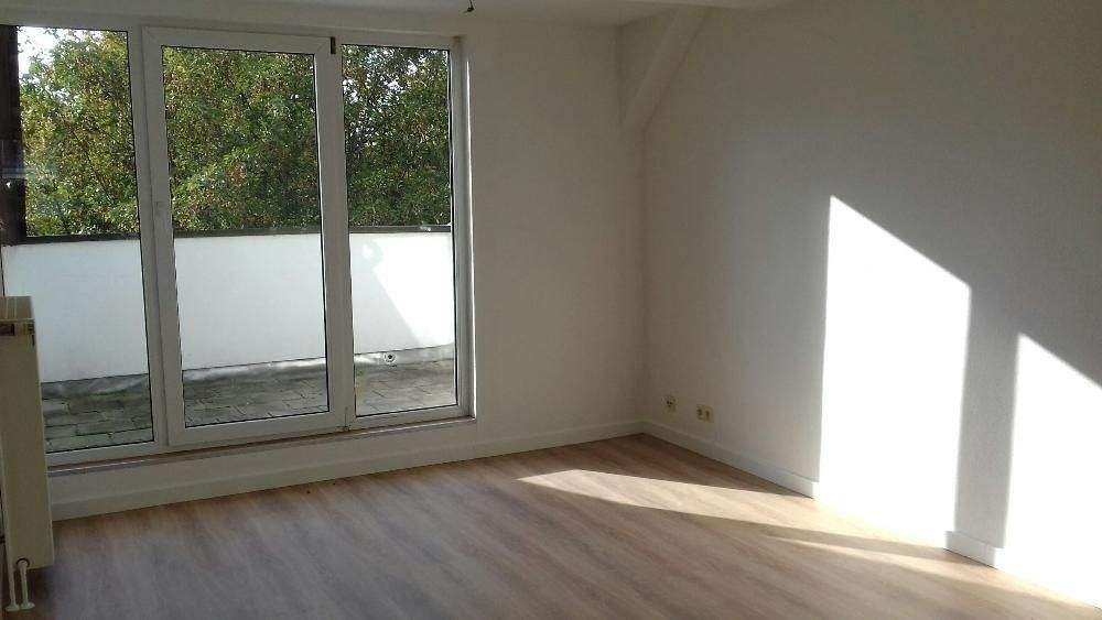 Schöne sonnige 2-Raum-Wohnung mit Terrasse – Chemnitz – Vorschaubild 2