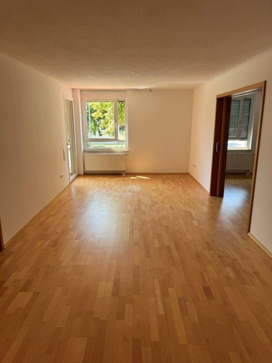 attraktive & seniorengerechte 3-Zimmerwohnung im Königspark (Seniorenresidenz) zu verkaufen – Regensburg – Vorschaubild 4