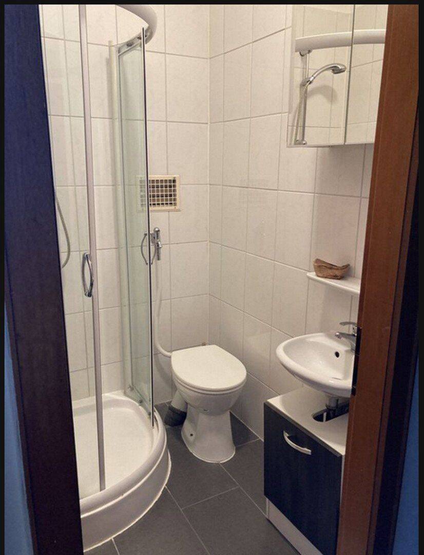 Modernisierte Wohnung mit zwei Zimmern und EBK in Bochum – Bochum – Vorschaubild 5