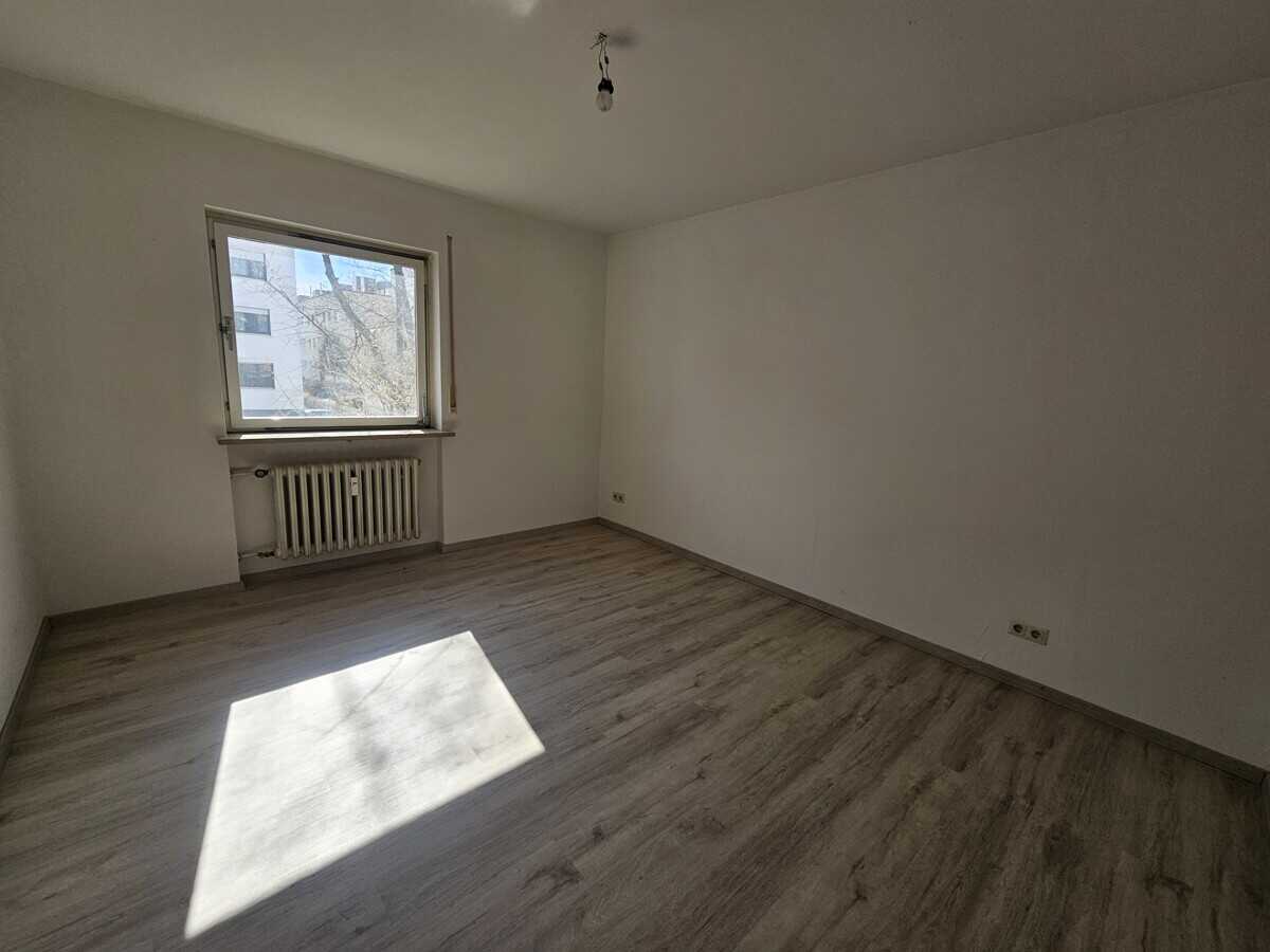 3 Zimmer Wohnung 90 m² mit zwei Balkonen im Regensburger Westen – Regensburg – Vorschaubild 6