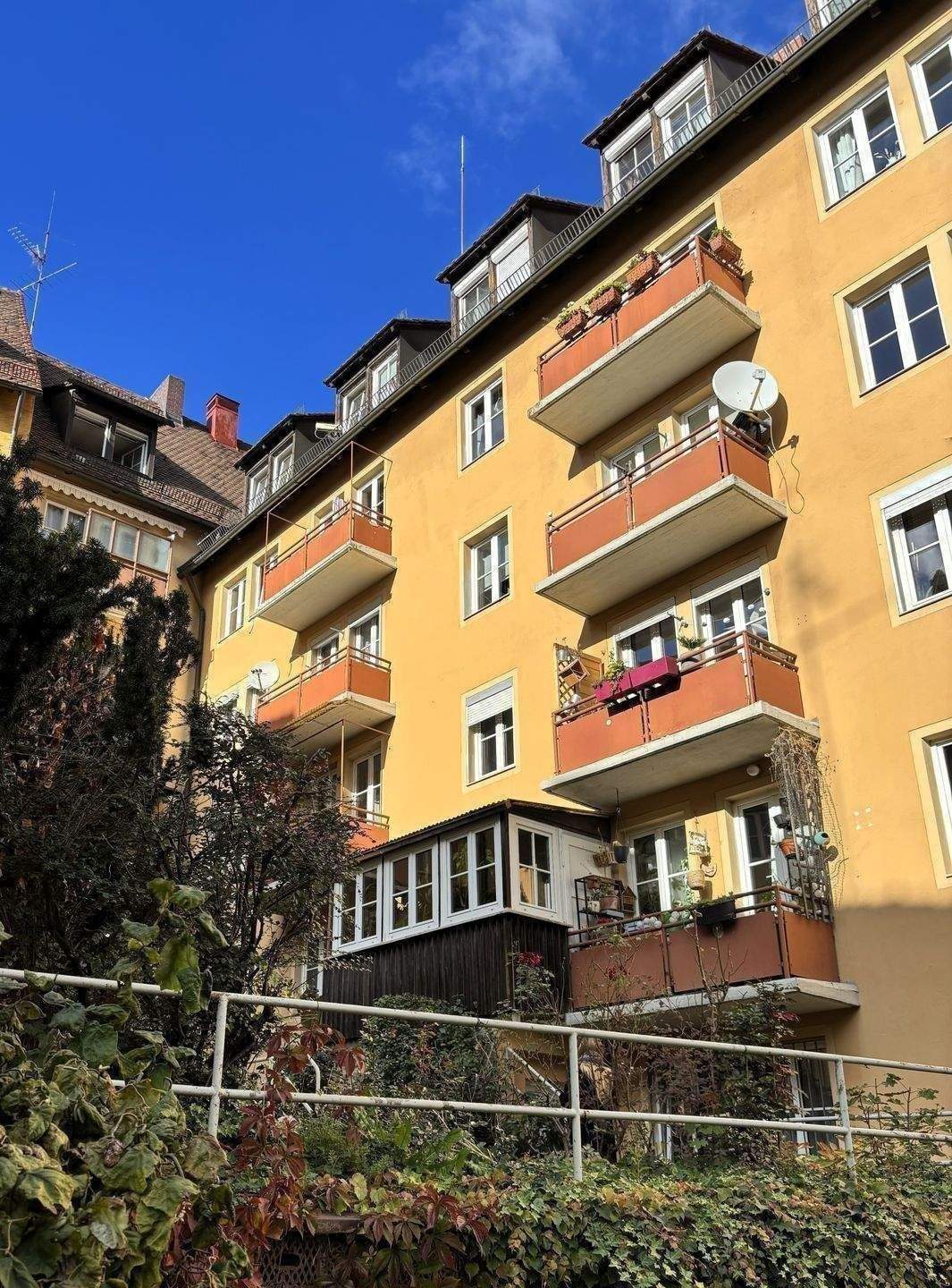 Toplage in Burgnähe: Perfekt für Eigennutzer & Vorsorgekäufer - provisionsfrei - – Nürnberg – Vorschaubild 3